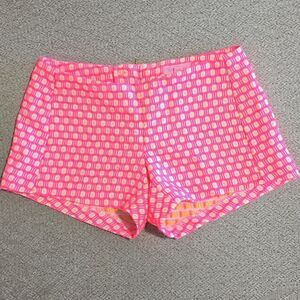 Lilly Pulitzer Liza Hotty Pink Geo Jacquard Shorts - Size 00
